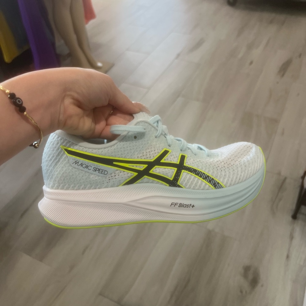 ASICS women FF Blast plus Magic Speed Shoes